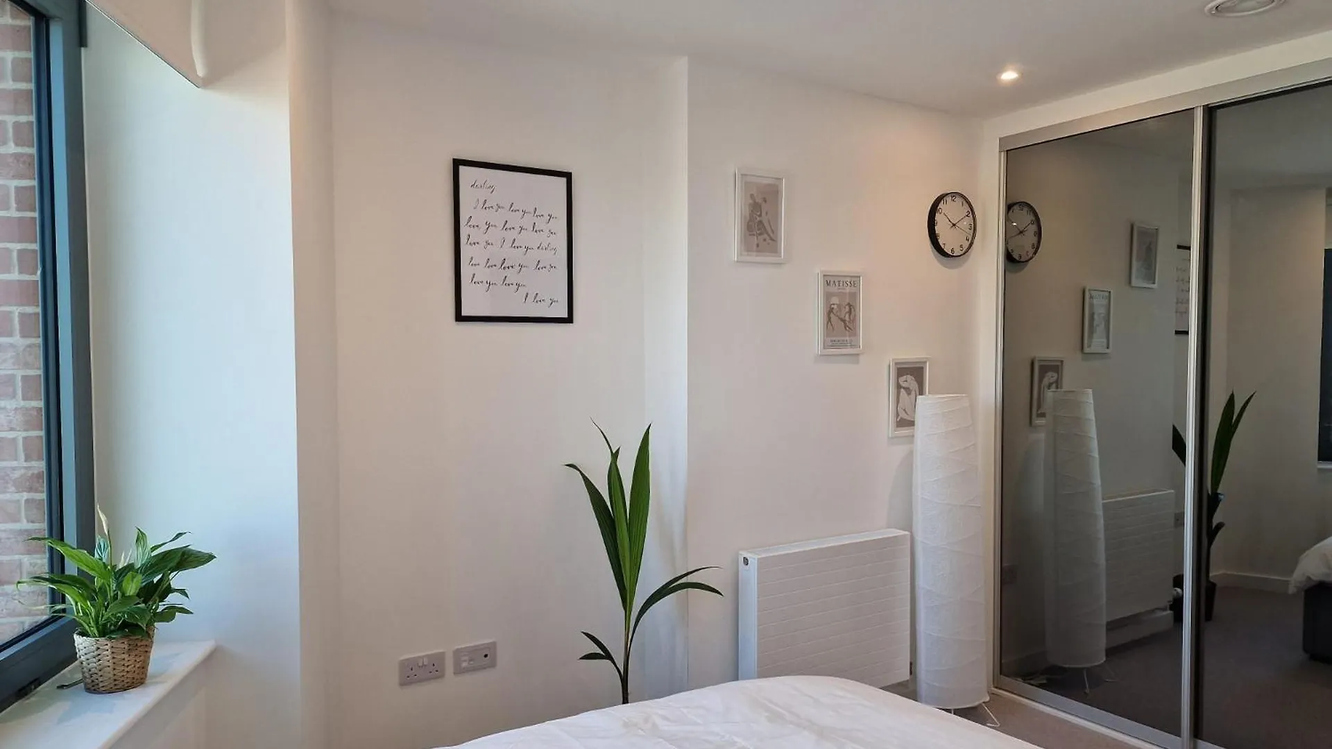 Lovely View Near Top Floor, 1Gb Wifi, Near Canary Wharf, City, Stratford, Free Coffee, Snacks, Milk London United Kingdom